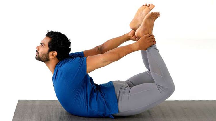 Khoa học chứng minh, yoga rất tốt cho sinh lý nam giới