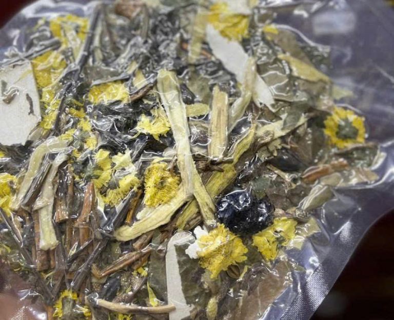 Thuốc thang đóng gói dạng hút chân không tiện vận chuyển và bảo quản