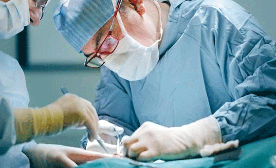 Phẫu thuật cắt bao quy đầu chữa viêm bao quy đầu