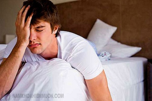 Nam giới thiếu ngủ gây ảnh hưởng nghiêm trọng tới chức năng sinh lý