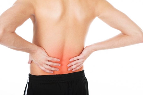 Nam giới bị thận yếu có triệu chứng đau lưng, mệt mỏi